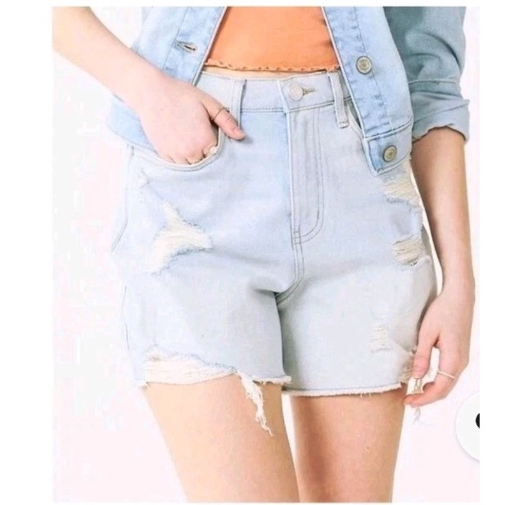 💜SO Super High Rise '90s Boyfriend Denim Shorts Blue Juniors' Size 1/ 25W🩷